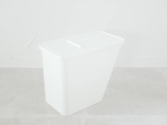 kcudブランドのプラスチック製スタックボックス