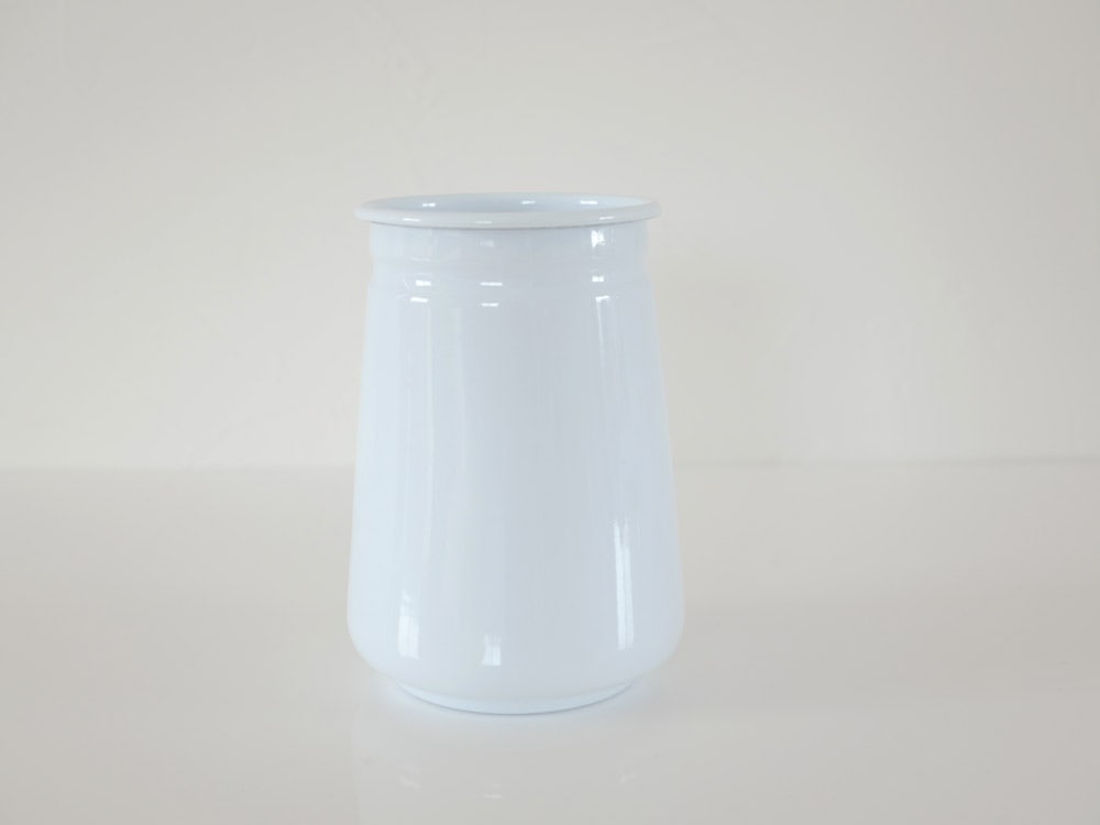 ポッシュリビングのホーロー製ユーテンシルホルダー