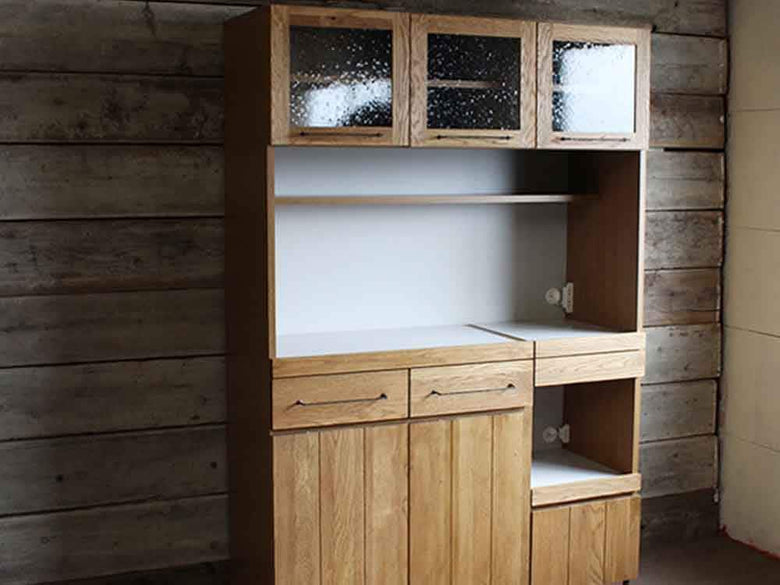 オーク無垢のキッチンボード1200mm、引き出しと棚付き