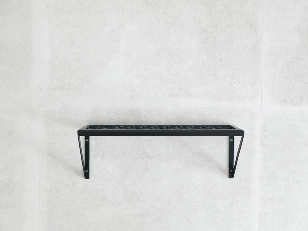 シルバーのPOSH LIVINGメッシュラック