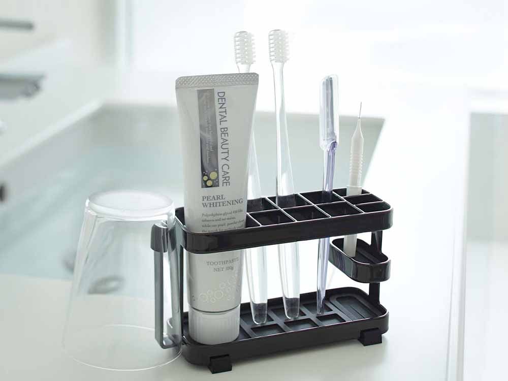 YAMAZAKIトゥースブラシスタンドと歯ブラシ