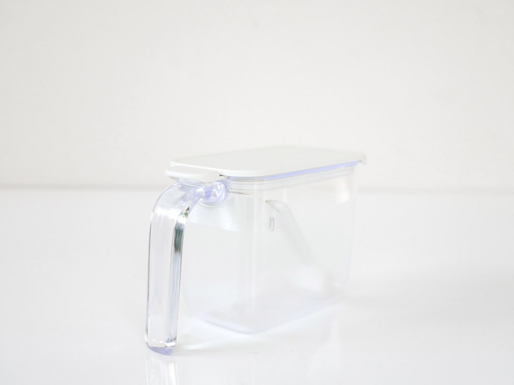 マーナGOODLOCK調味料ポットと蓋