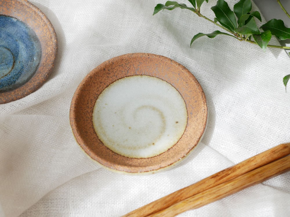 日本製手作り陶器のadepeche OTOHA豆皿
