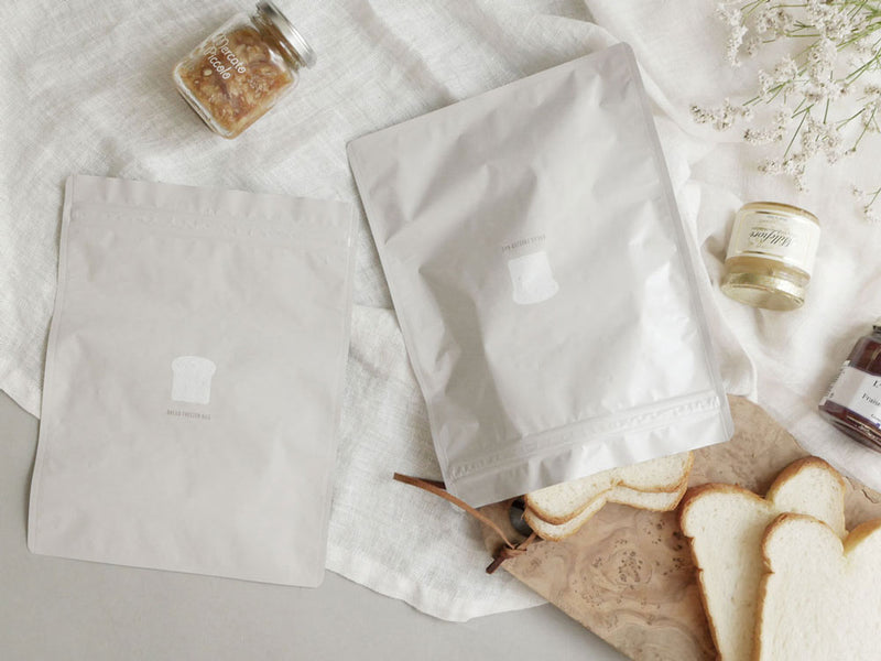 マーナのパン冷凍保存袋2枚入りパッケージ