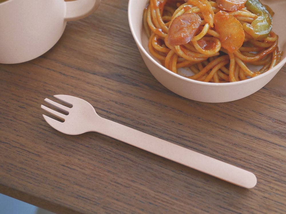 ビオキッズディッシュのスプーンとフォーク