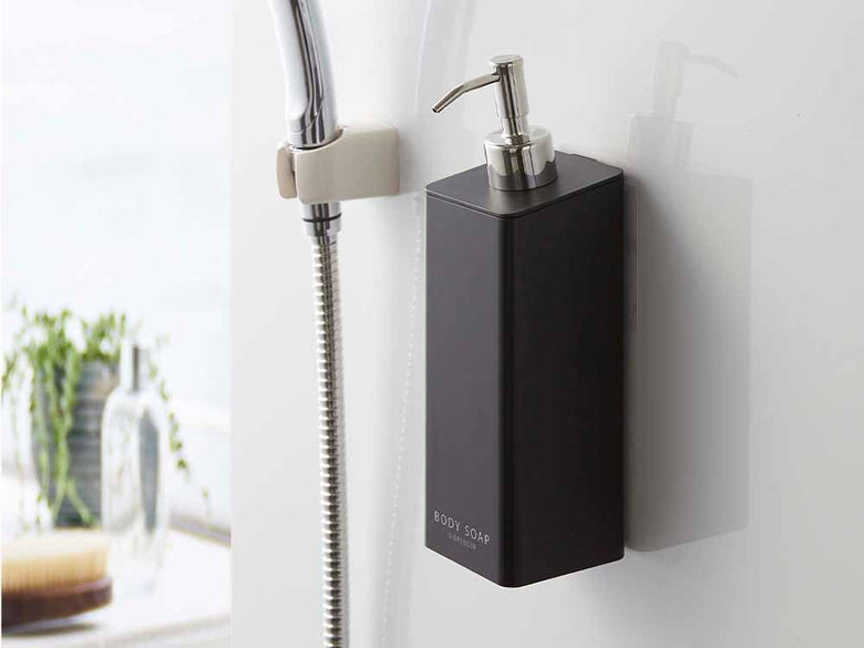 YAMAZAKIタワーのフィルムフック付きディスペンサー