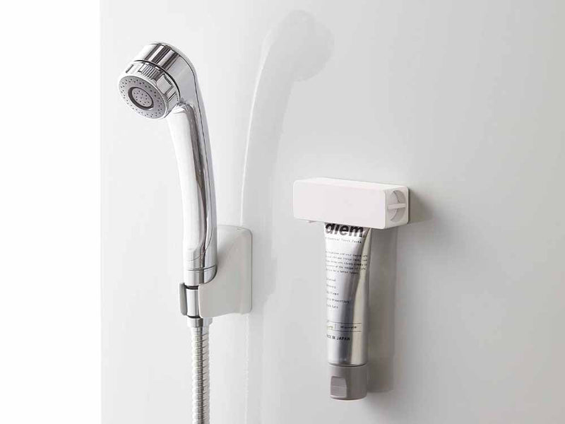 マグネット式タワー歯磨き粉チューブホルダー