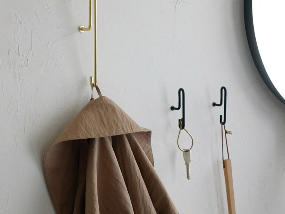 MOEBEの真鍮キーリングとハンガーなど家庭用品