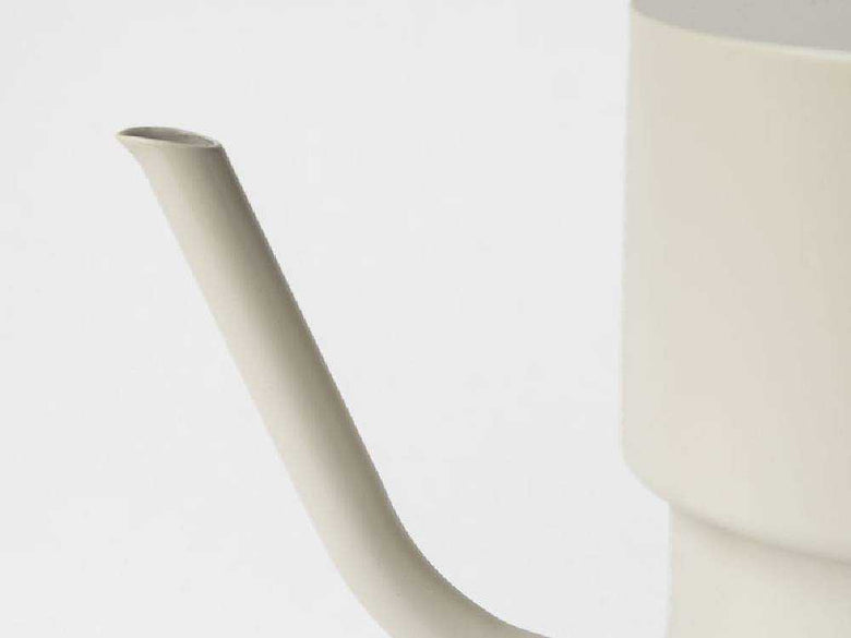 アマブロ スチールジョウロ 1000ml デザイン