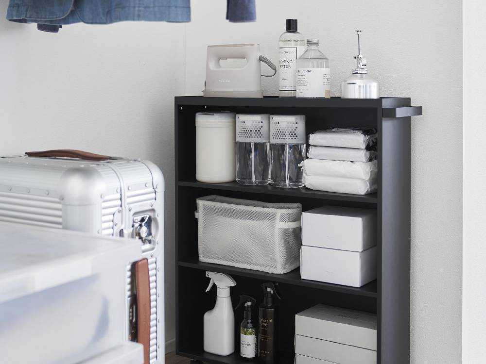 白色のハンドル付き隠せるコミックラックタワー