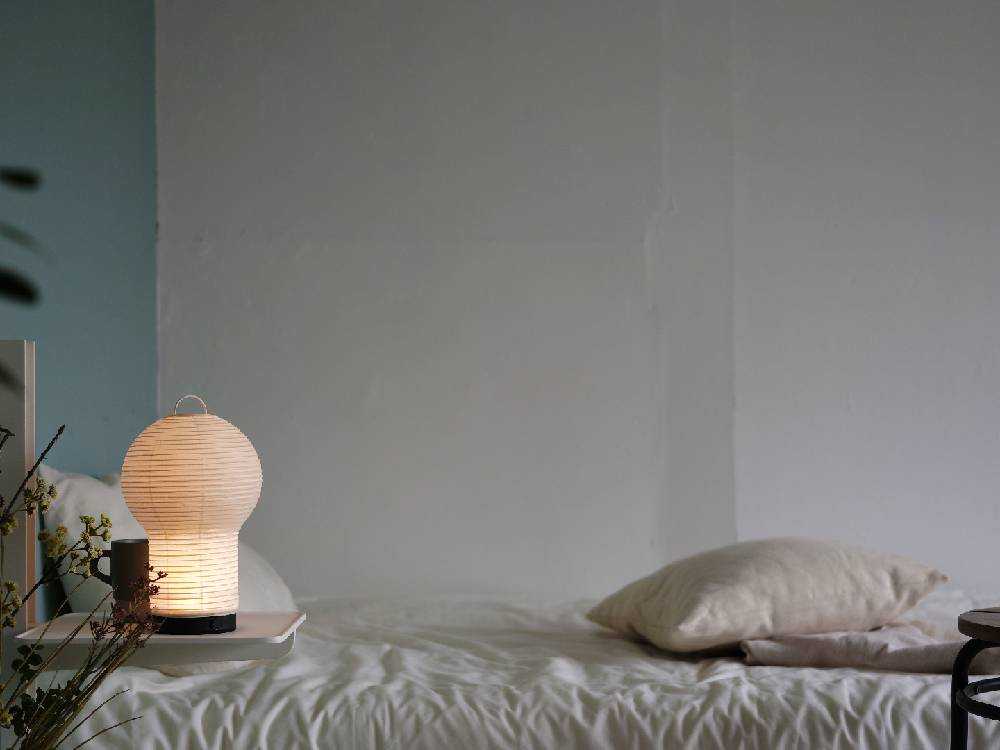 DI CLASSEボボリ、和紙とスチール製ポータブルLEDランプ