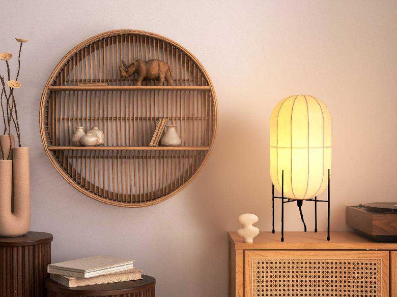 ディクラッセOHテーブルランプと自然素材の棚