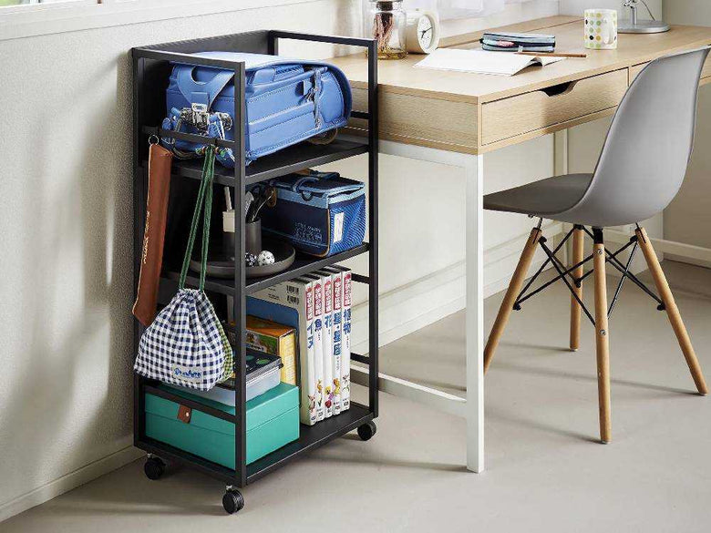 スチール製2段目隠しワゴン、キャスター付き