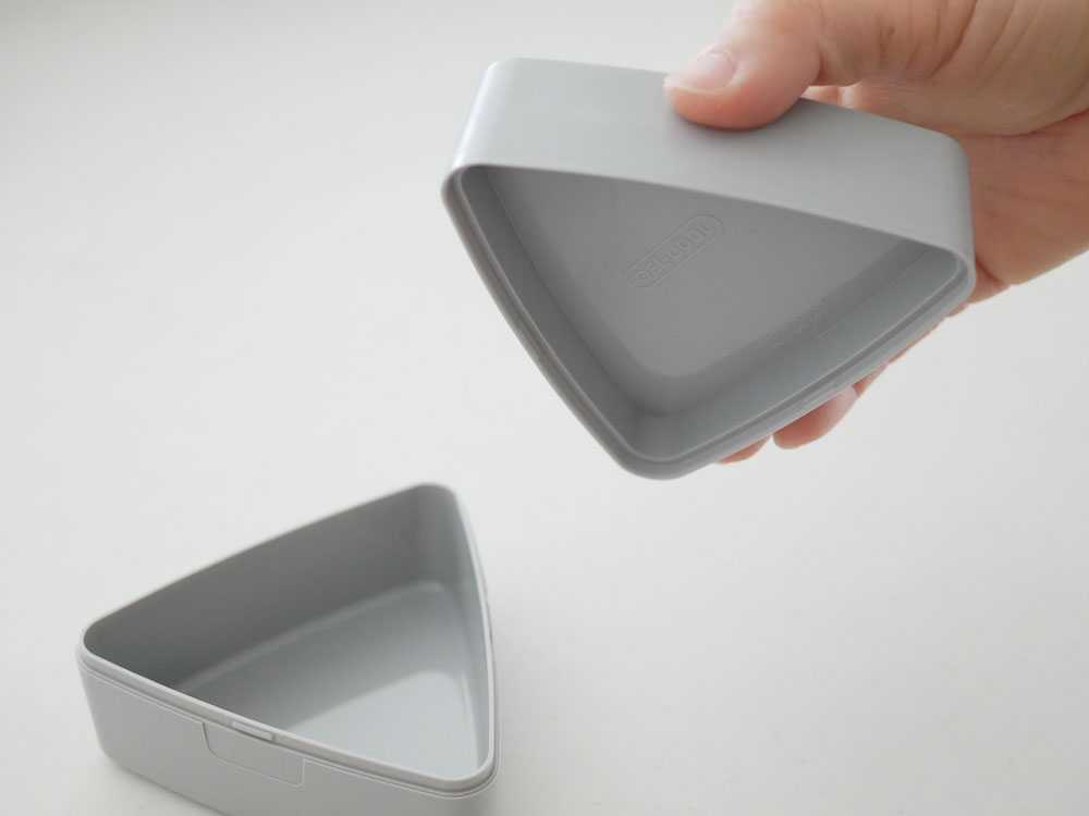 ジェルクール銀色保冷ランチボックスとオフィス用品