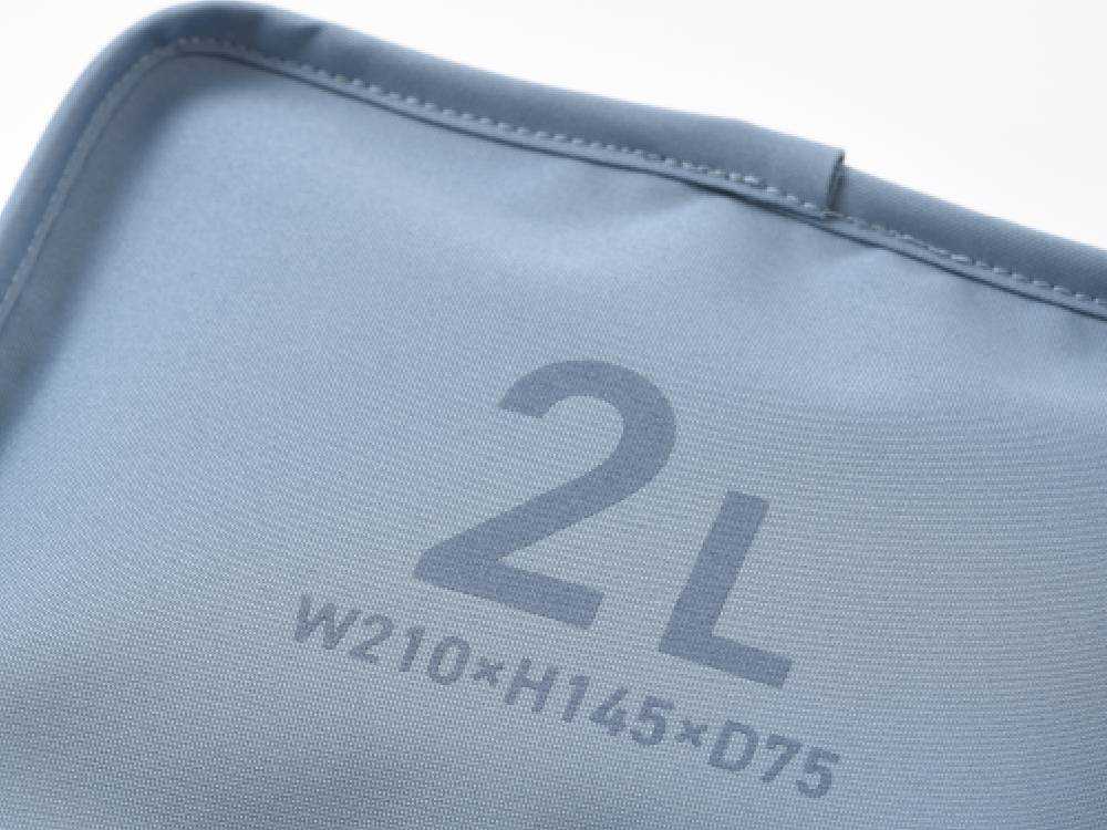 ネイビー・グレージュ・ブラックのミレストハンギングオーガナイザー