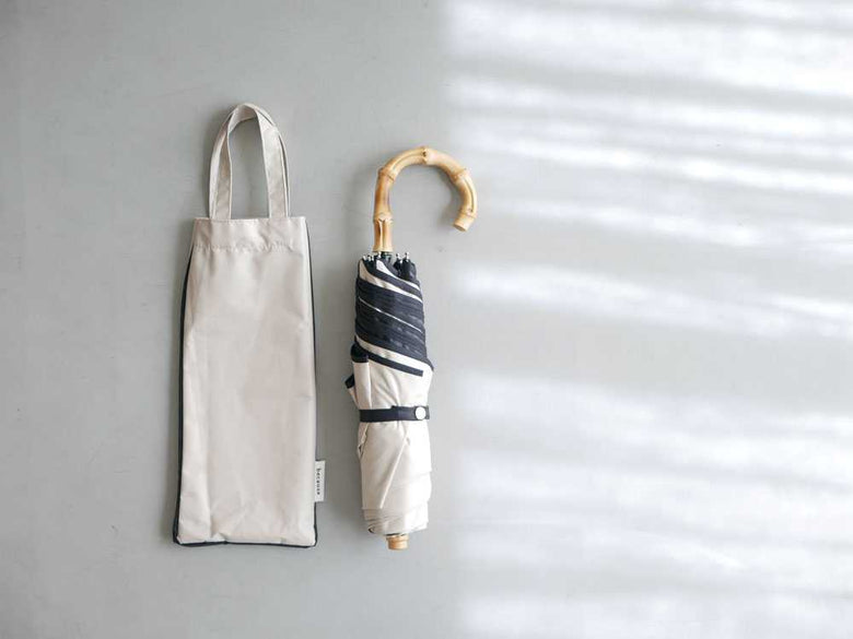 【because/ビコーズ】遮光率100% 晴雨兼用傘/パイピング