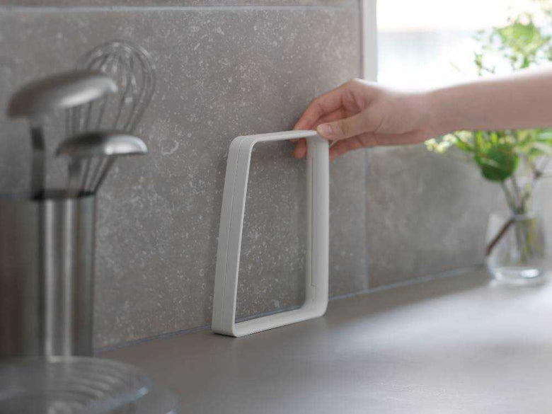 大きく開くマーナ製ポリ袋ホルダー