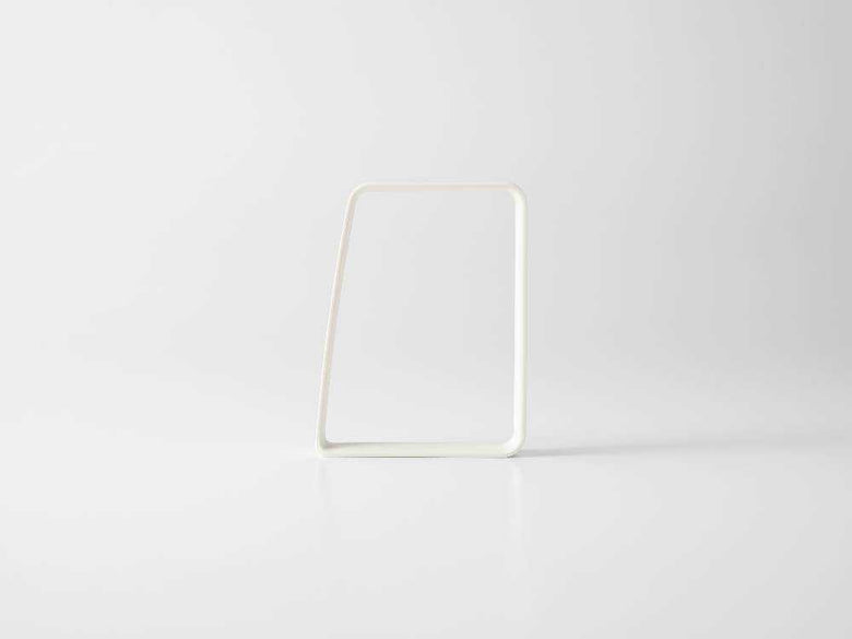 マーナ製ポリ袋ホルダー、開閉可能でコンパクト収納