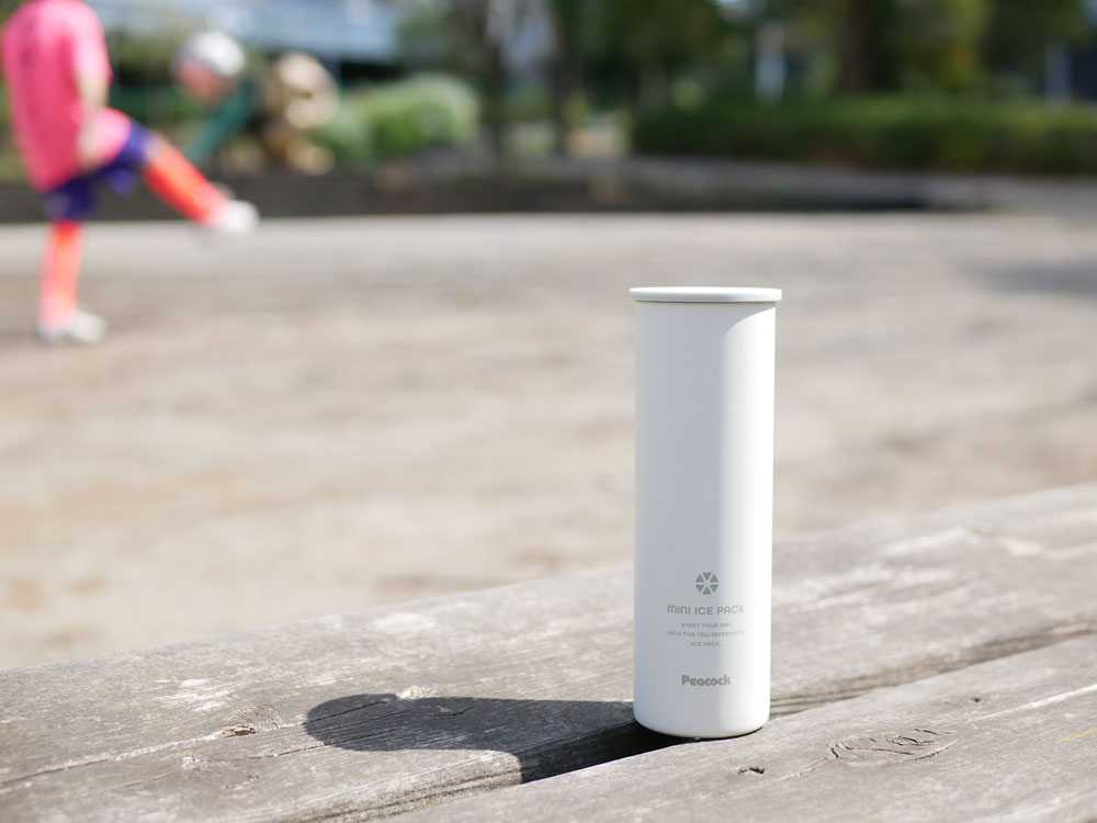 Peacockの白色ミニアイスパック、円筒形
