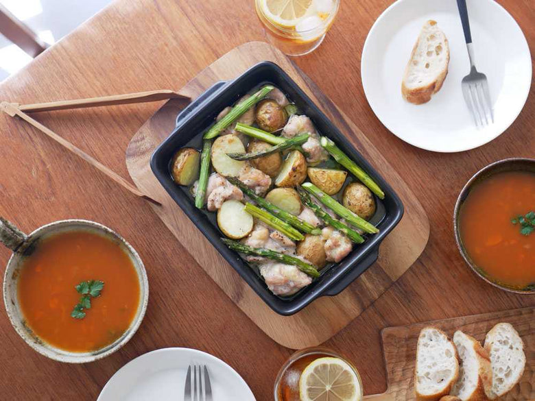 More GRILLER 蓋付きグリルプレートとウッドボード