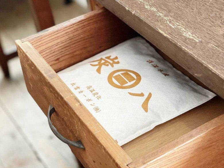 調湿木炭 炭八の小袋と3Lセットの写真