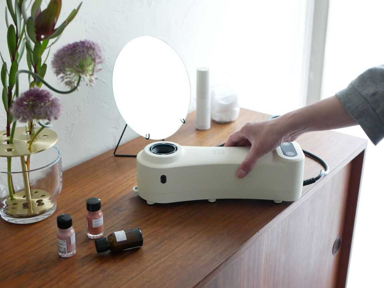 LivinfraマルチボディドライヤーFUWASARAの製品画像