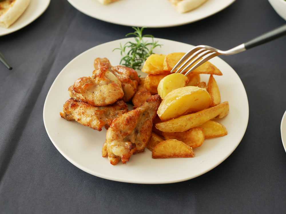 美強皿のディナー、サラダ、アペタイザープレートとローボウルのセット