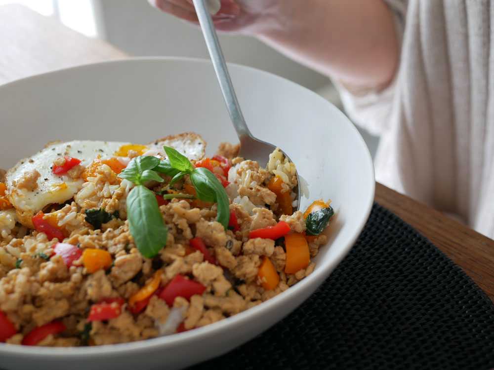 美強皿のディナー、サラダ、アペタイザープレートとローボウルのセット