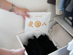 調湿木炭炭八の小袋と3リットル容器