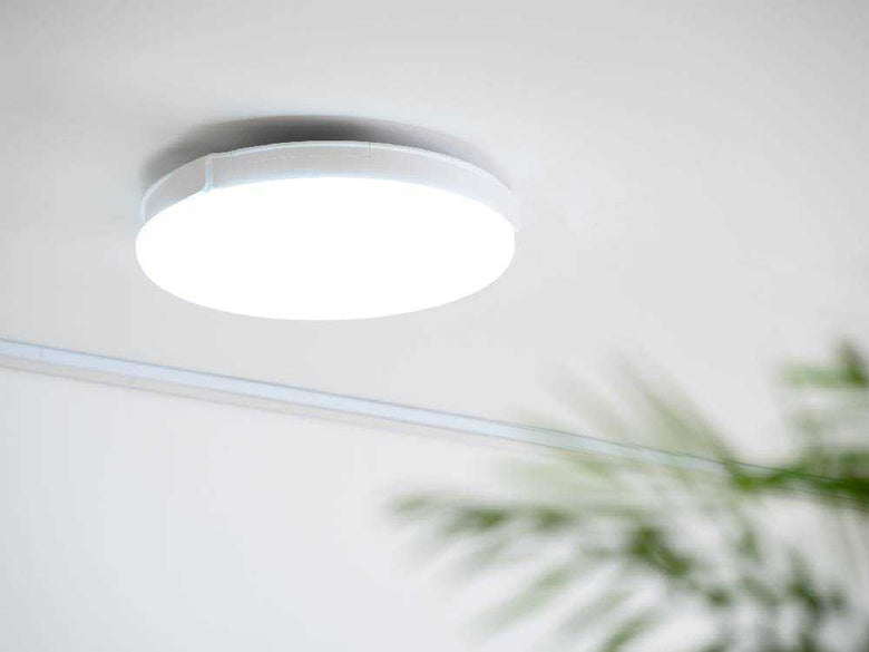 スリマック製UZUKAZE 3のモダン照明器具