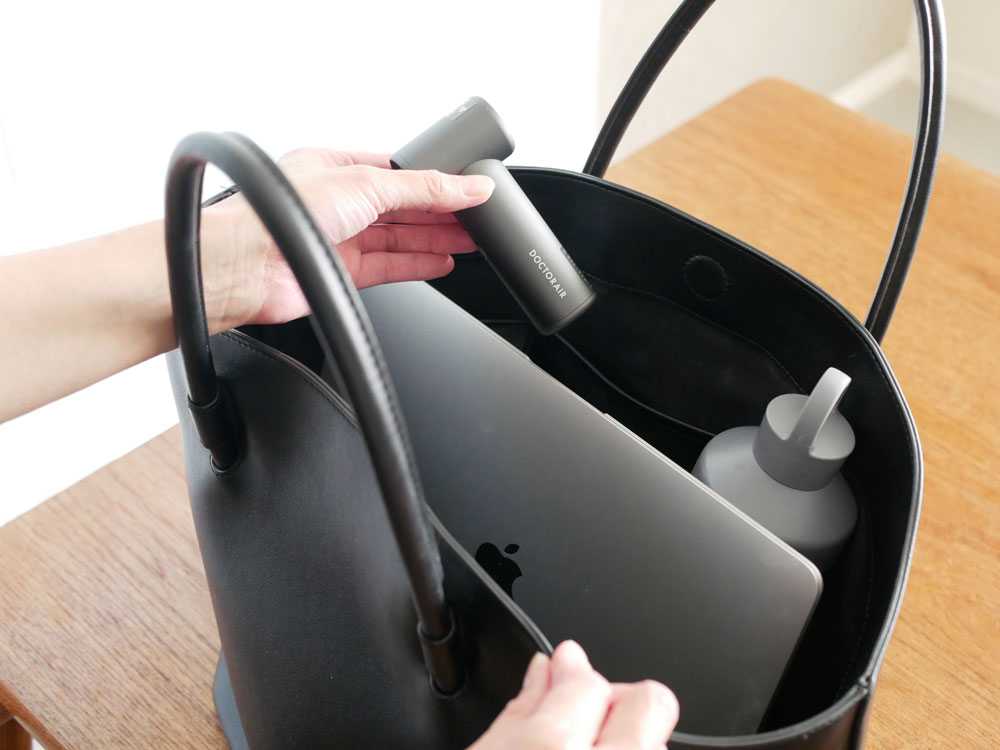 ドクターエア エアロジェットのシルバー電子機器