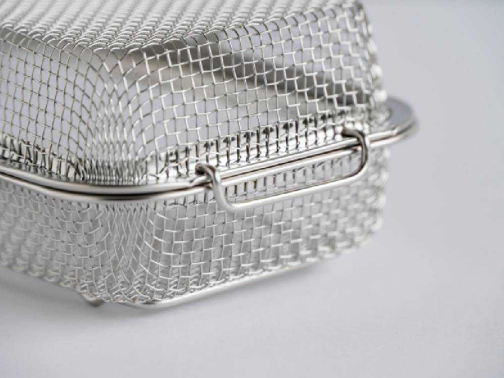 18-8ステンレス製のすっきり食洗機カゴ