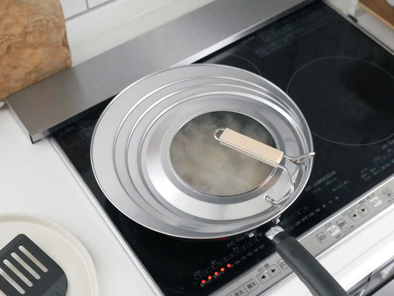 藤田金属のステンレスフライパンカバー、耐熱ガラス窓付き