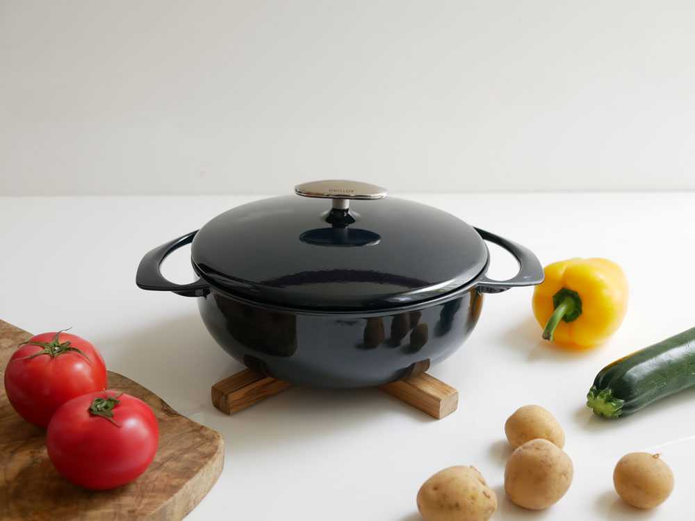 【UNILLOY/ユニロイ】軽い鋳物ホーロー鍋