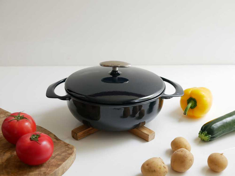 【UNILLOY/ユニロイ】軽い鋳物ホーロー鍋