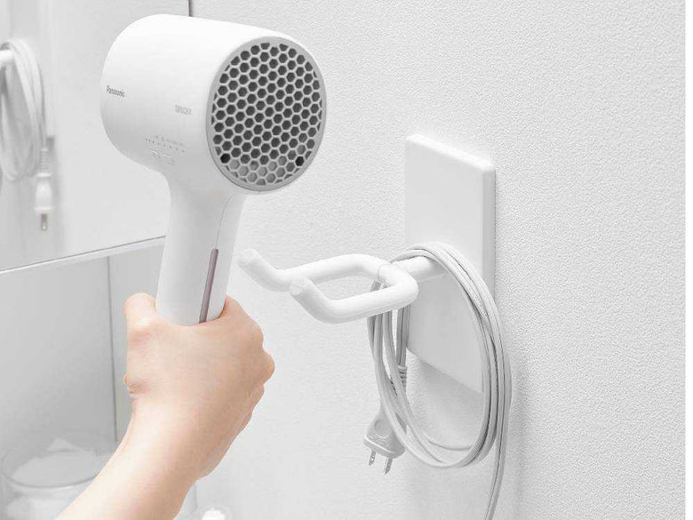 石膏ボード対応の角度調節可能なタワー型ドライヤーホルダー