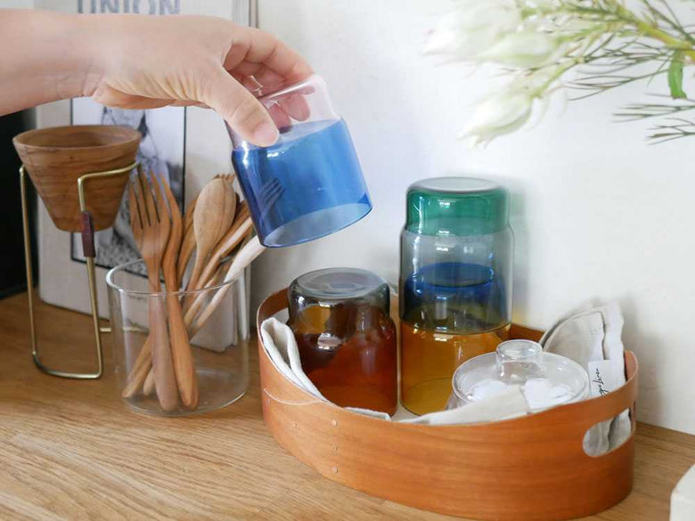 ツートーンデザインのスタッキンググラス