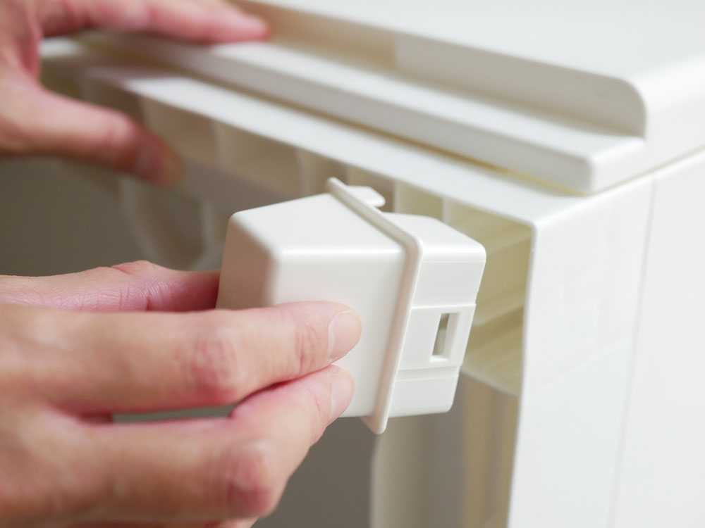 壁付デコニーシーヴォ3段ホワイトのチェスト