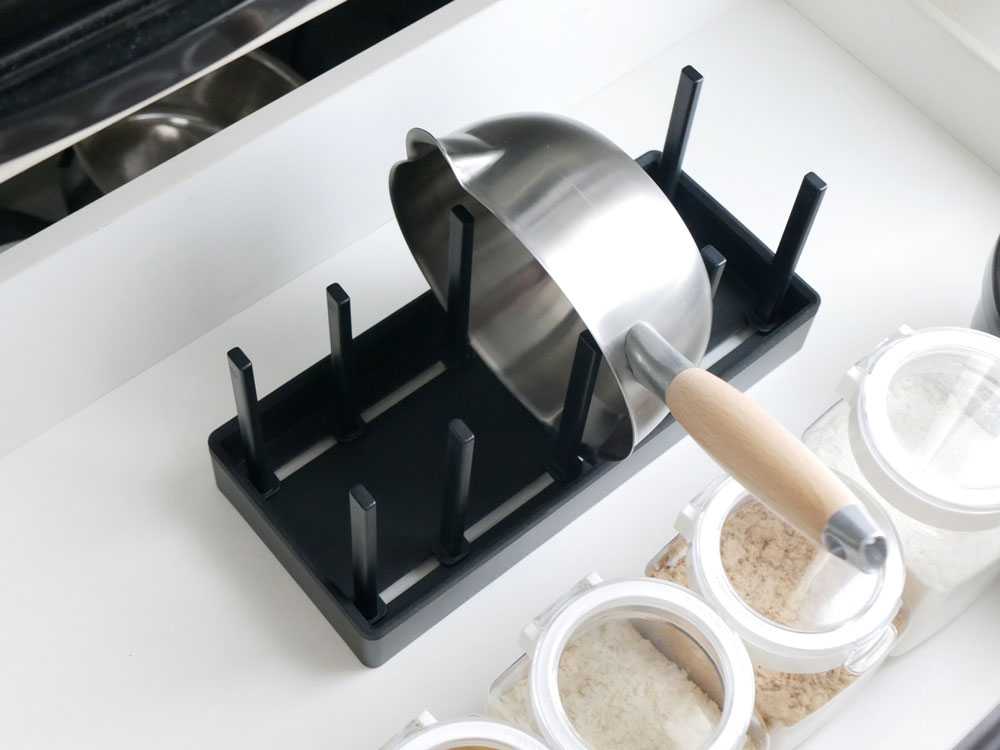 【towe/タワー】シンク下幅調節鍋蓋&フライパン収納スタンド