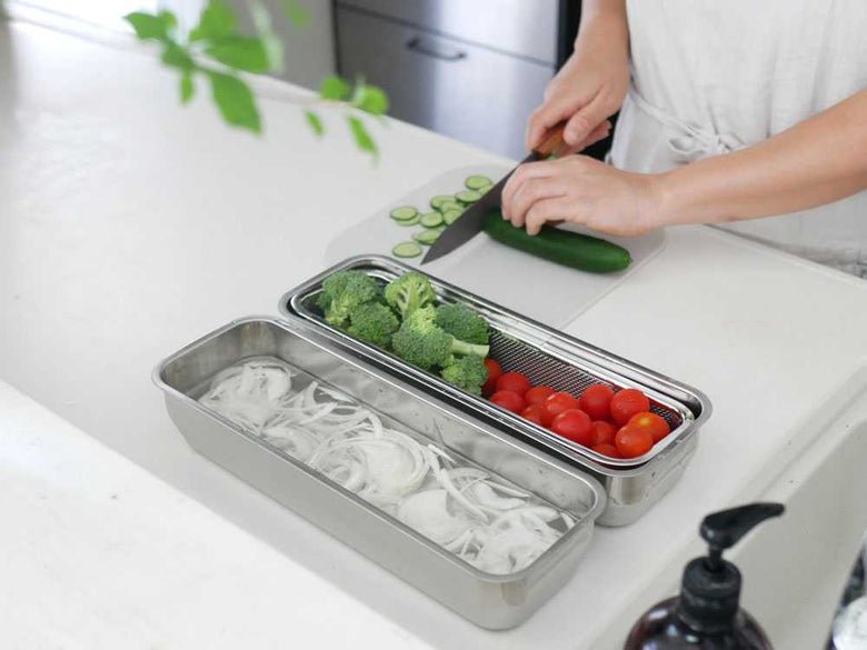 1/2スリムサイズの蓋付き角バット