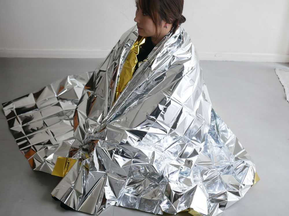 ラピタプレミアム防災セットのアルミホイル