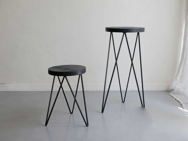 オールブラックのサークルスタンド