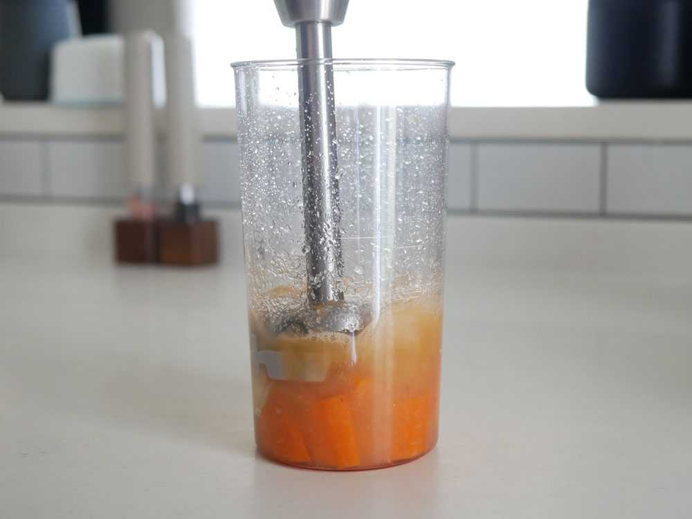 レコルト コードレスハンディブレンダーと健康シェイク