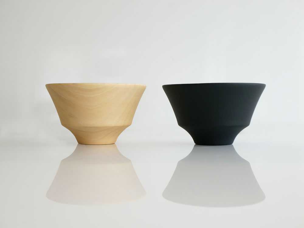 天然木で作られた汁椀