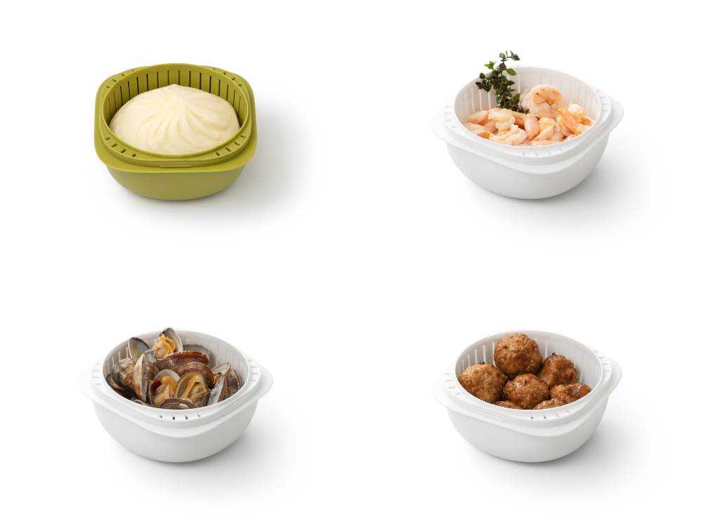 蒸気で温めるクリアごはん容器