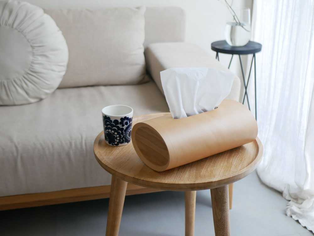 ブナ材のスリムなティッシュボックス