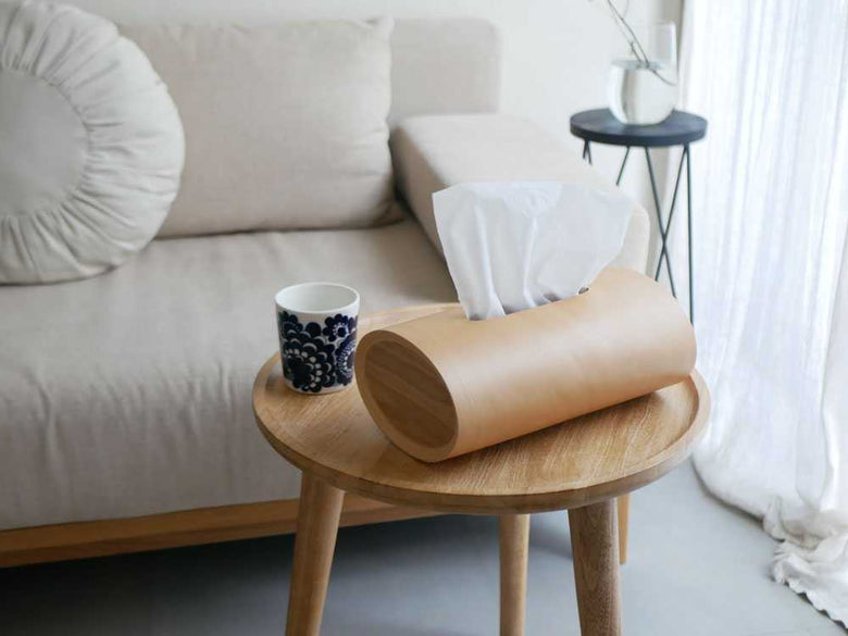 ブナ材のスリムなティッシュボックス