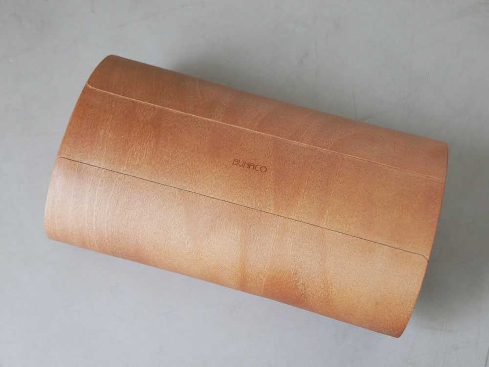 BUNACOブナ材使用のティッシュボックスSWINGスリム