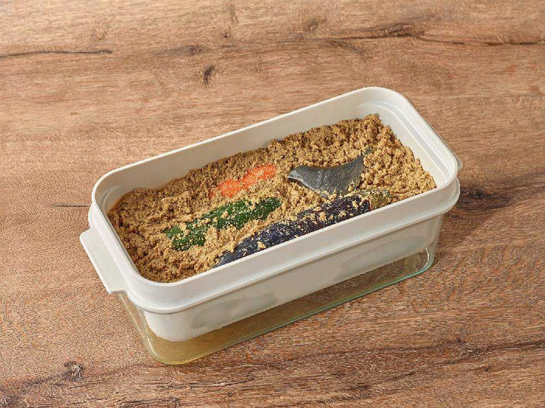 オークス製の岩手県産鉄製小鳥フィギュア「鉄のことり」