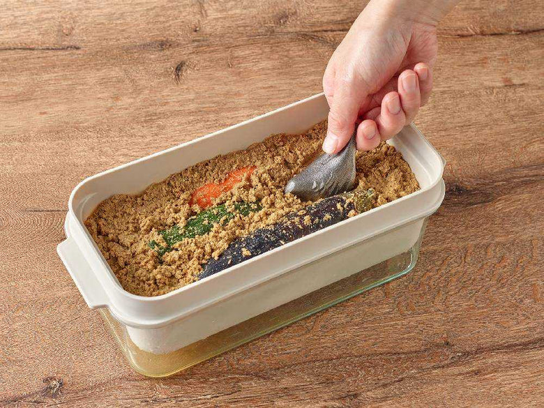 オークス製の鉄製小鳥フィギュア